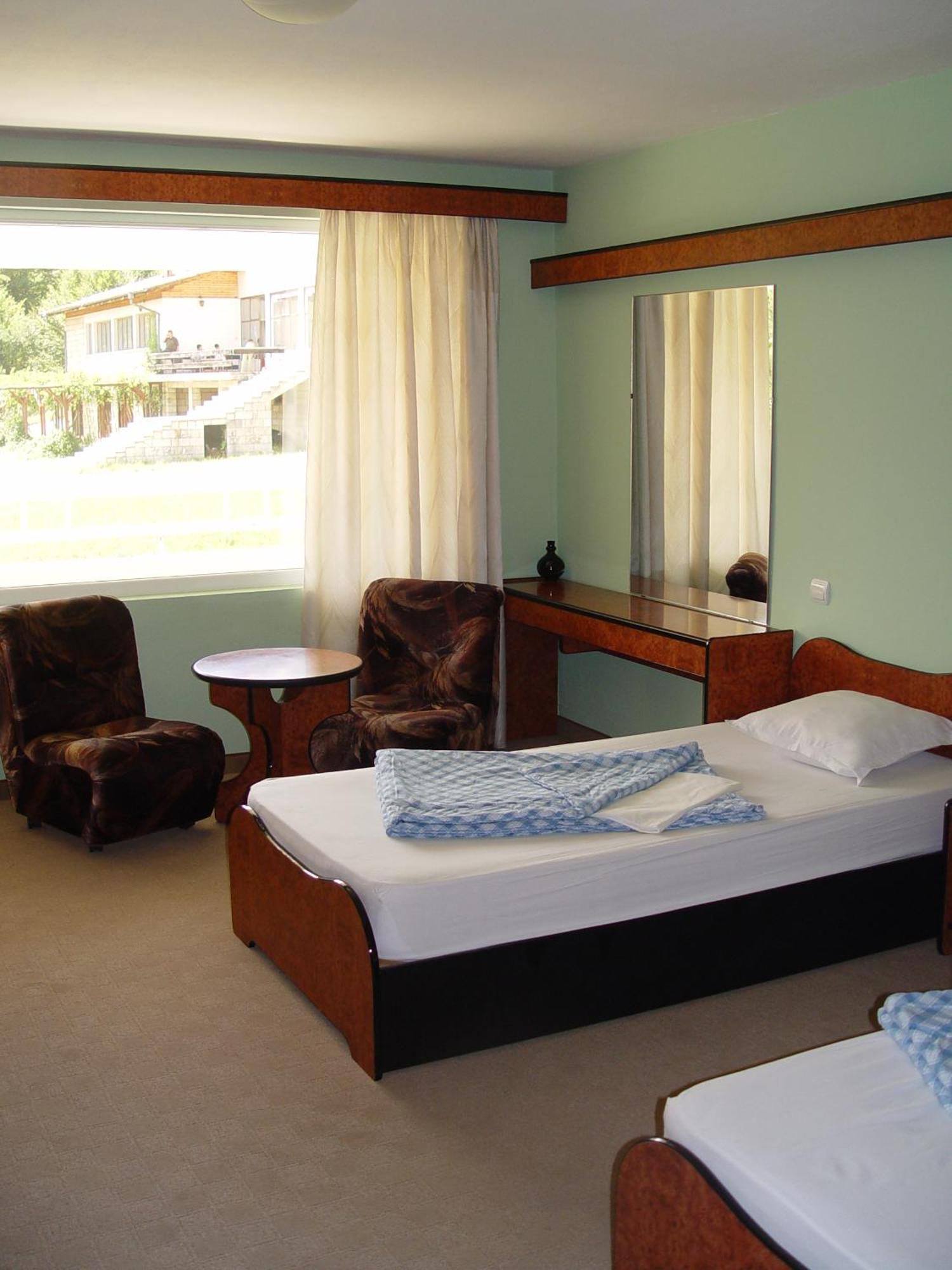 Family Hotel กาโบรโว ภายนอก รูปภาพ